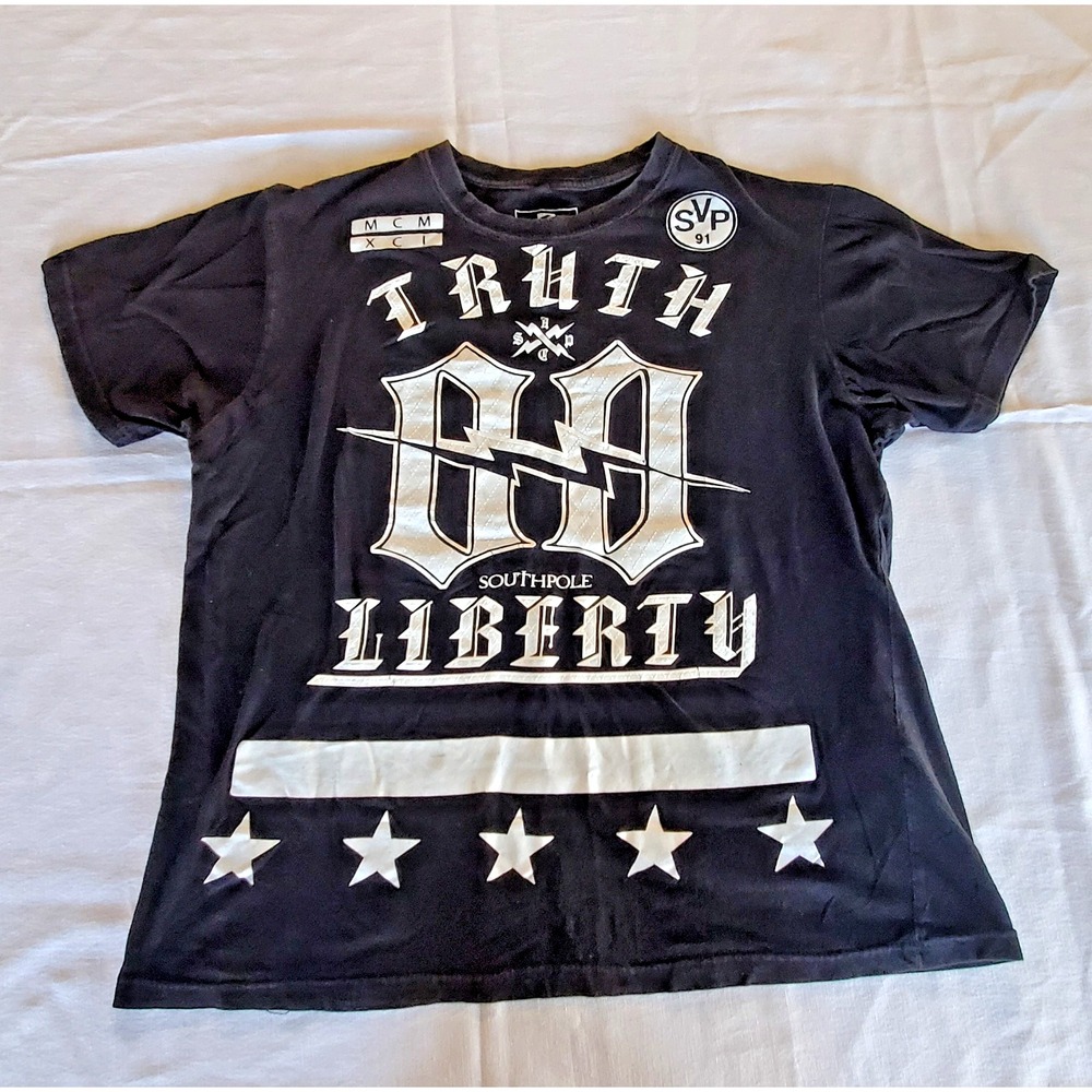 Southpole Graphic T-Shirt Mens‎ XL Black White Truth Liberty Gothic Streetwear